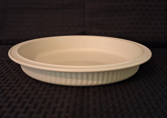 Tupperware Other - Vintage Tupperware Ultra 21 Ovenware 9” Ribbed Pie Quiche Pan 1766-4 No Lid